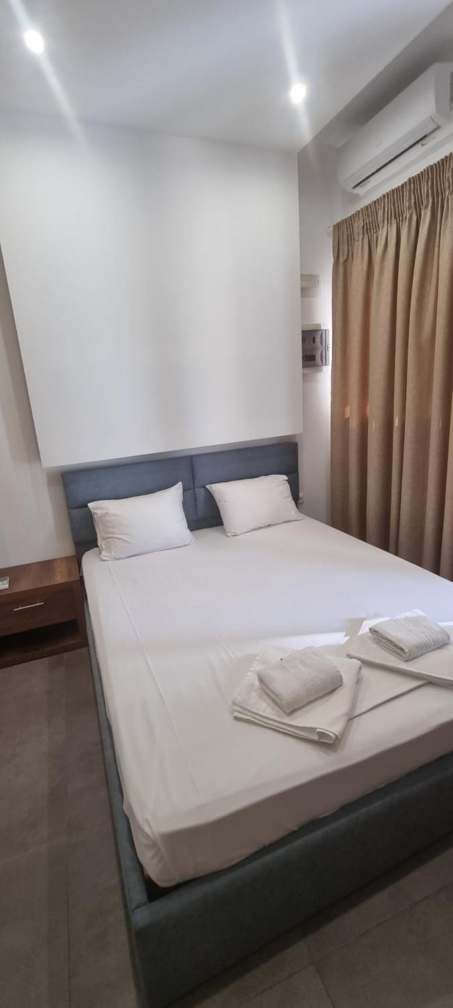 Sophia Seaview Suites & Restaurant Vrasná الغرفة الصورة