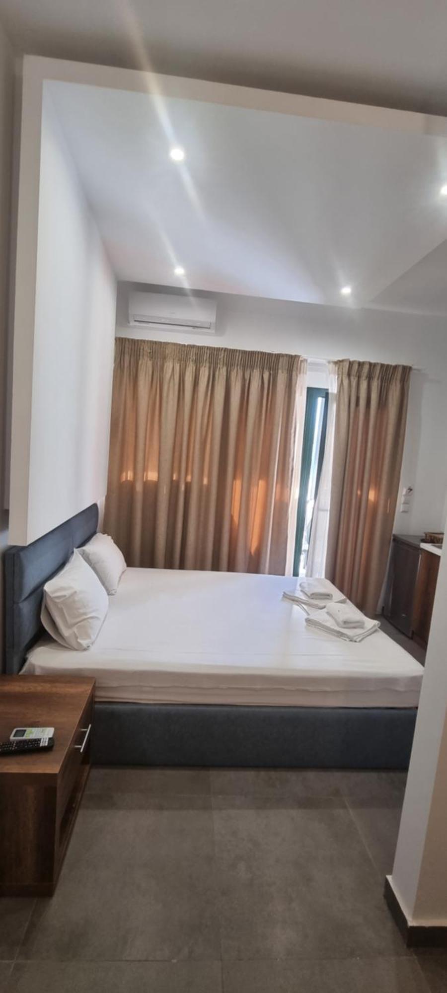 Sophia Seaview Suites & Restaurant Vrasná الغرفة الصورة