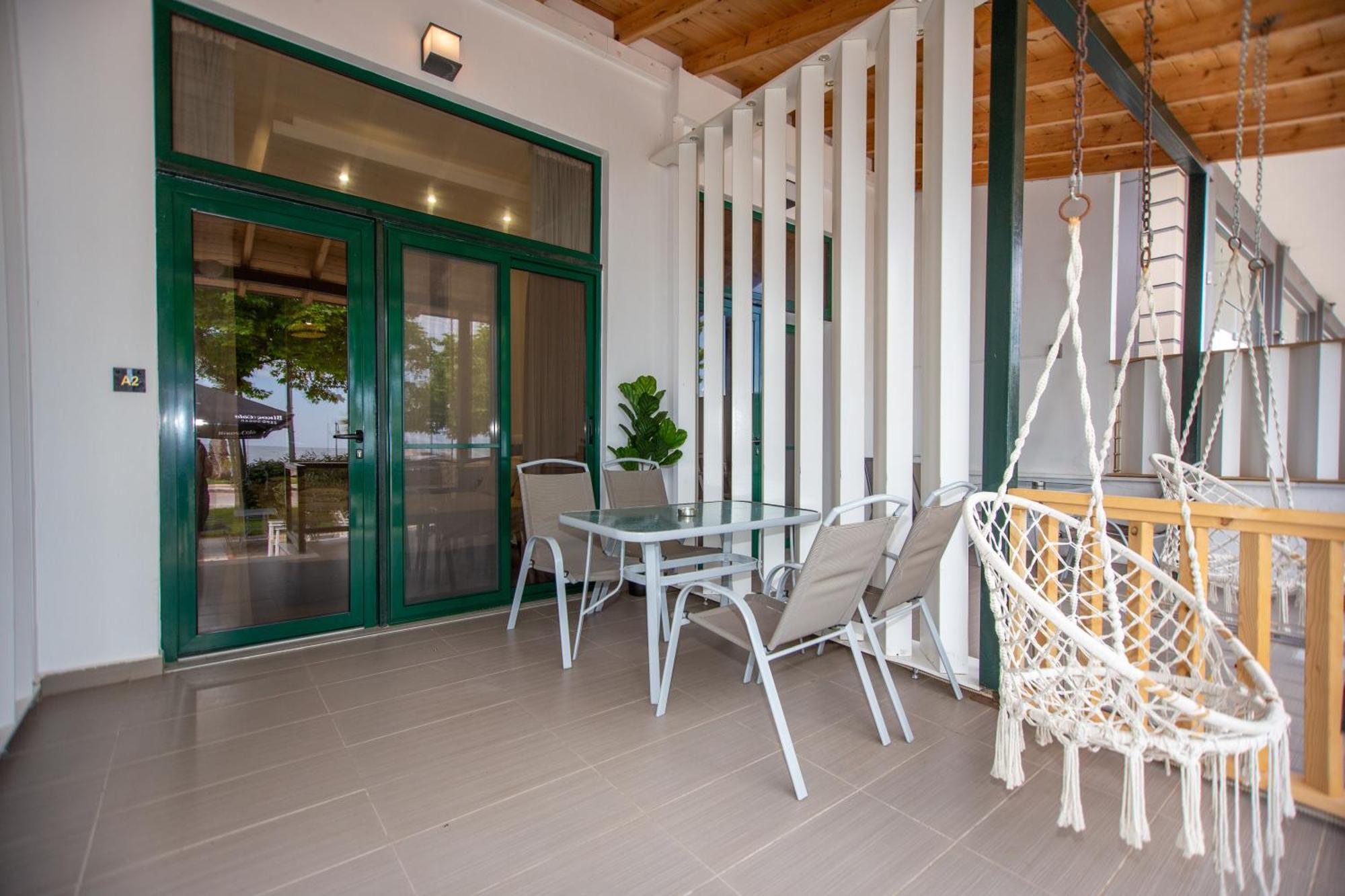 Sophia Seaview Suites & Restaurant Vrasná المظهر الخارجي الصورة