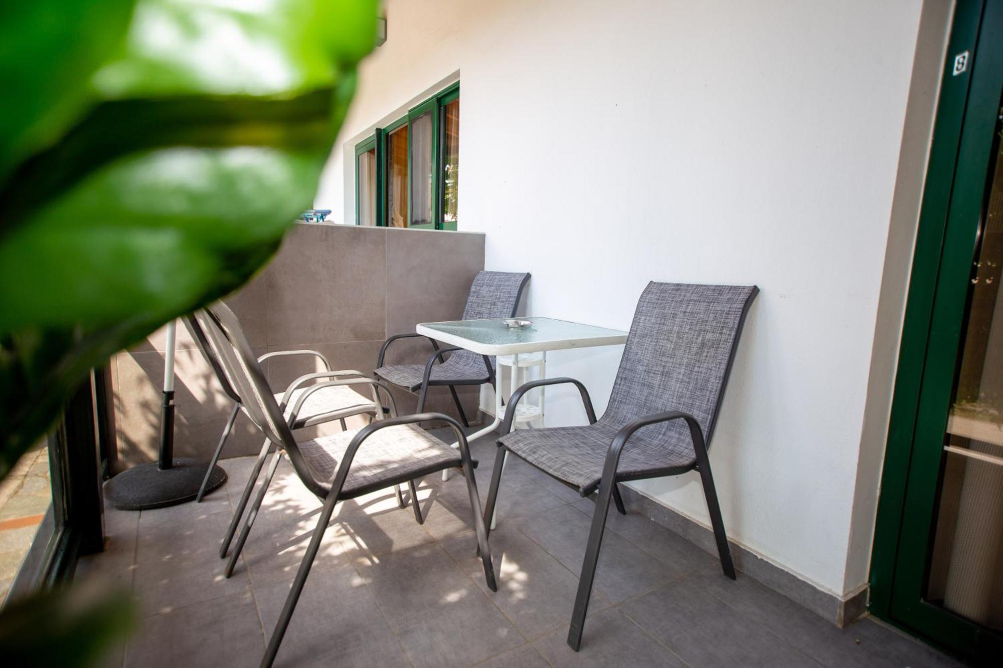 Sophia Seaview Suites & Restaurant Vrasná المظهر الخارجي الصورة