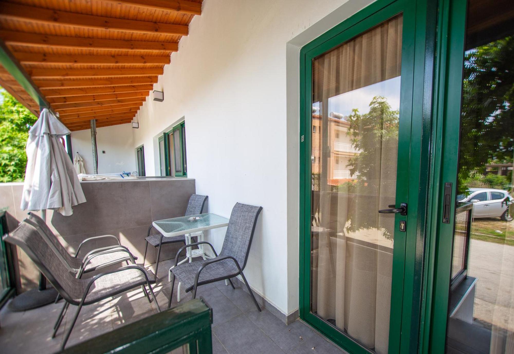 Sophia Seaview Suites & Restaurant Vrasná المظهر الخارجي الصورة
