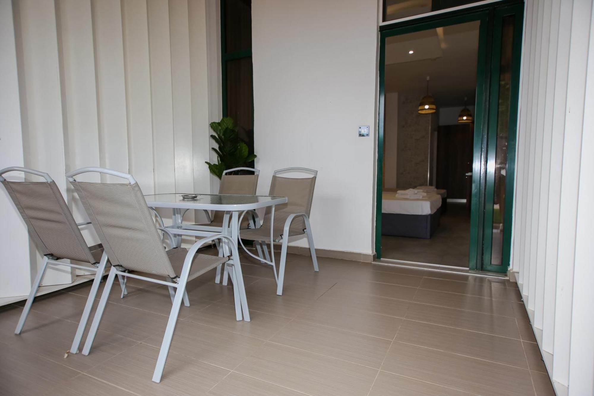 Sophia Seaview Suites & Restaurant Vrasná المظهر الخارجي الصورة